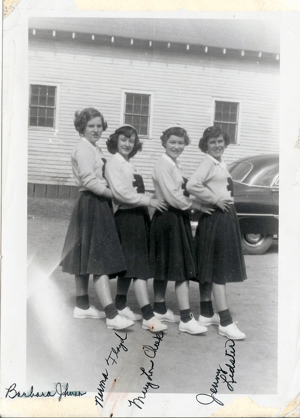 BSHS Cheerleaders 1953.jpg